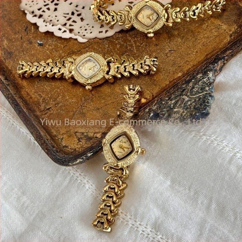 LSVTR női kvarc karóra rombusz alakú számlappal, fémből készült tokkal, 30M vízállósággal