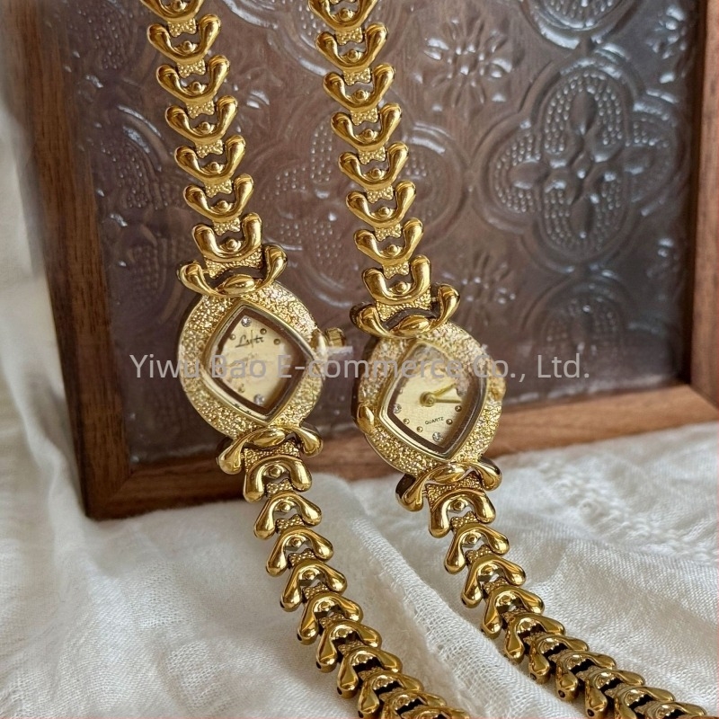 LSVTR női kvarc karóra rombusz alakú számlappal, fémből készült tokkal, 30M vízállósággal