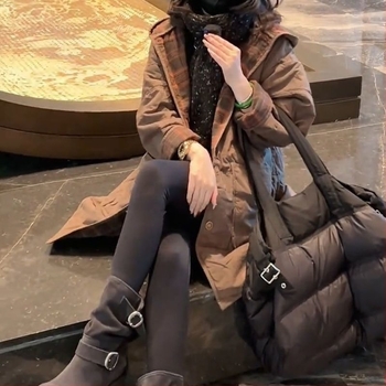 Steppelt pamutkabát kapucnival, töltet: selyem-pamut, Chenille anyag, közepes vastagság