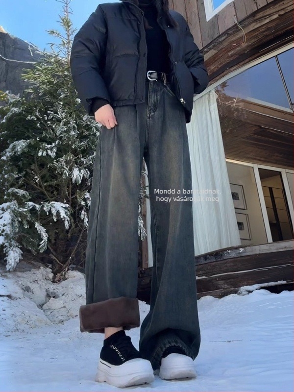 Magas derekú farmernadrág, egyenes szárú, gombos záródás, vastag denim
