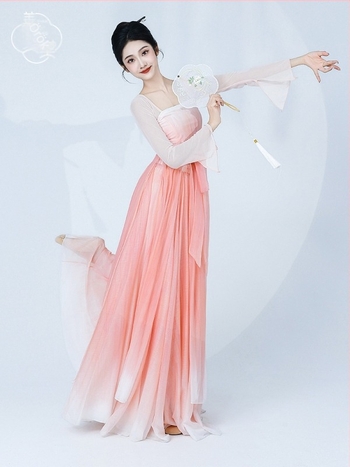 Kindness Hall Kínai Tánc Jelmez – Ru szoknya átlátszó voile felsővel, Nyár 2024, Fő anyag: Other, Összetétel: 95%+