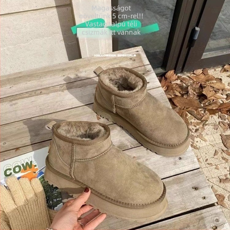 Női hócipő, felsőrész nubuk marhabőr, belső fleece bélés, talp gumírozott, sarokmagasság 5 cm
