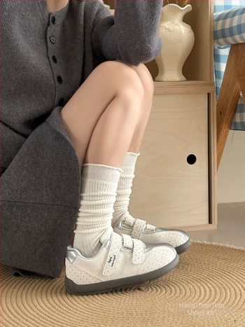 Női mindennapi flats Velcro-zárással, mesterséges plüss felső rész, vastag talp, gumitalp, latex talpbetét
