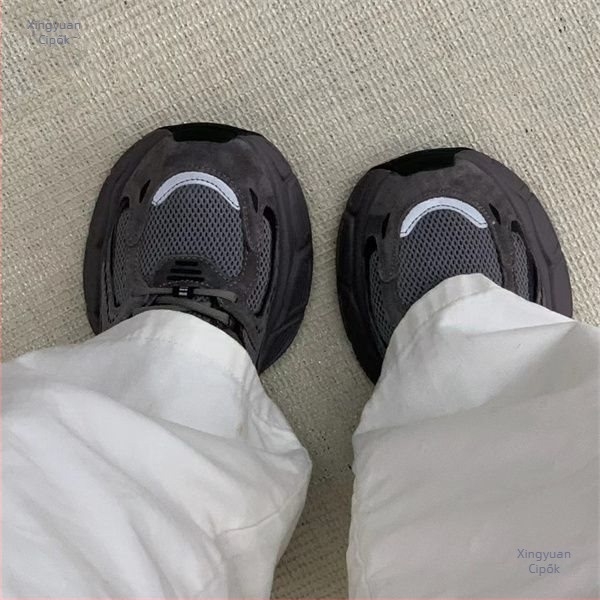 Női casual sportcipő vászon felsőrésszel, gumírozott talppal, alacsony profil, latex talpbetét