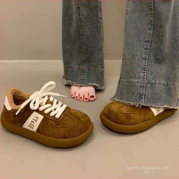 Női fleece-öltött vastag talpú sneakers, fűzővel, gumitalppal, alacsony felsőrésszel, őszi 2025 kiadás