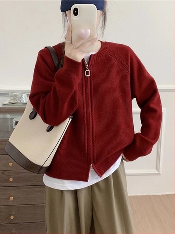 Női cardigan cipzárral, laza szabású, koreai stílus; anyag: poliészter; pamut-kasmír keverék; spandex 30–50%; hosszú ujjú, környak, őszi-téli