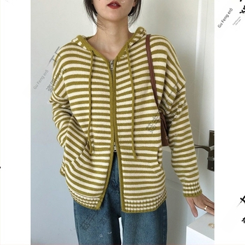 Kapucnis cipzáros csíkos kötött kardigán, poliészterből készült, hosszú ujjú