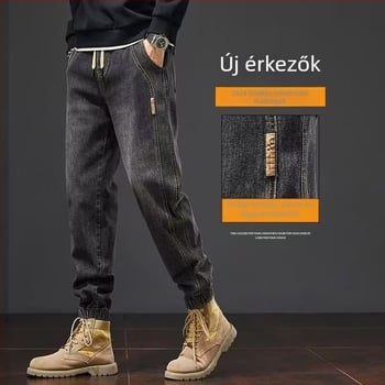 Férfi farmernadrág jogger-stílusban, alacsony derék, egyenes szabás, kötőzár, pamut-denim 65%