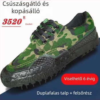 Férfi munkacipő kamuflált mintás vászon felsőrésszel, lélegző hálós béléssel, csúszásmentes és kopásálló vulkanizált gumitalppal, alacsony felső rész, fűzős kialítás