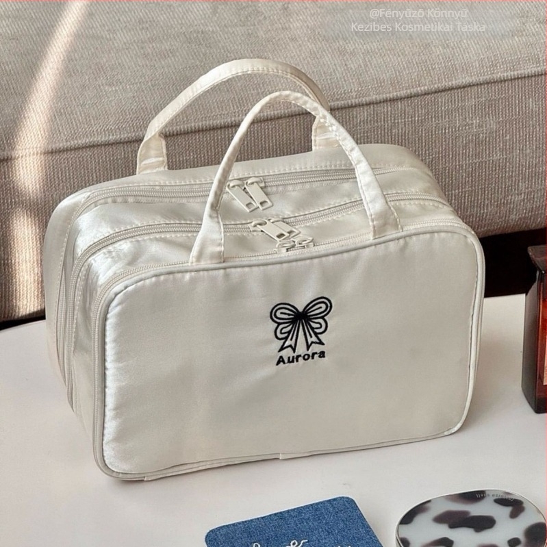 Háromrészes kozmetikai neszesszer, nagy kapacitású, nylonból készült, vízálló, bővíthető, utazásokhoz.