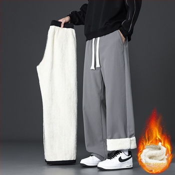 Nylon tréningnadrág, laza szabású, középmagas derékkal, mikroelasztikus, mindennapi sportos viselet, tél 2025