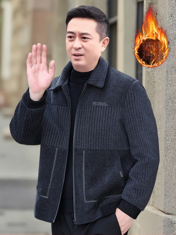 Rövid fazonú gyapjúdzseki fleece béléssel, vastag, rever-gallérral, őszi-téli szezonra