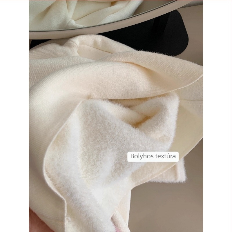 Plusz méretű kötött felső meleg fleece-béléssel, műszőrme imitációval