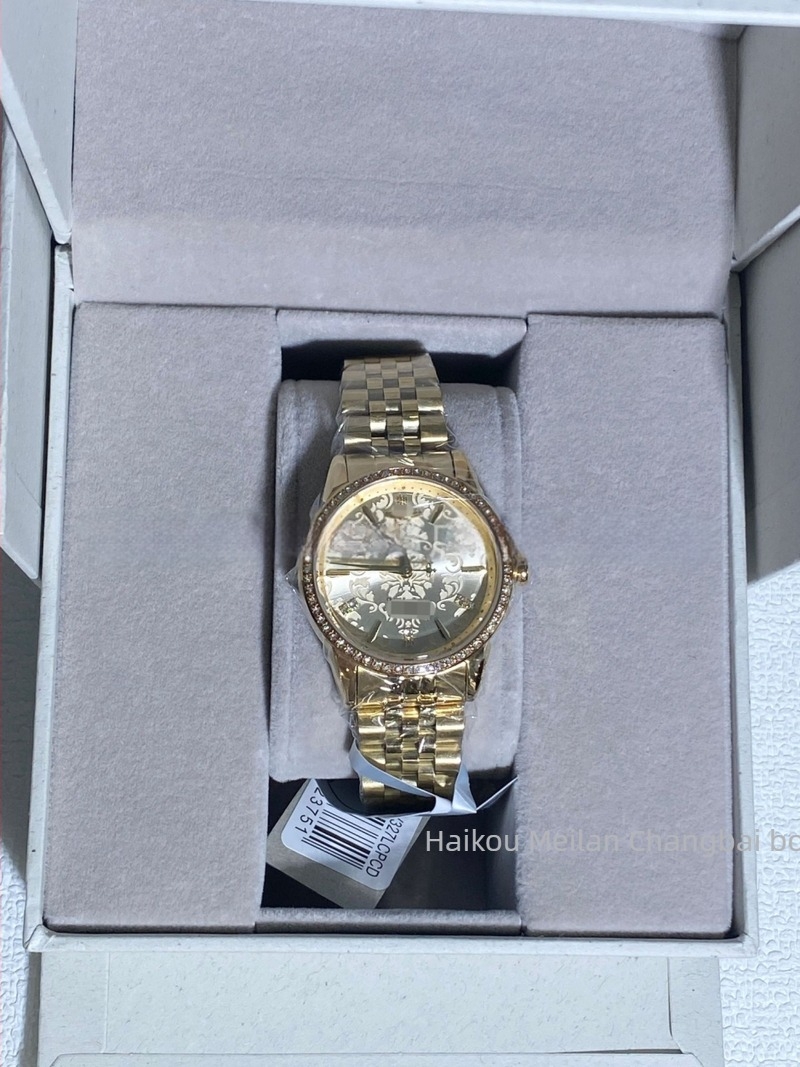Női karóra rozsdamentes acélból, Swiss ETA kvarcs mozgás, naptár, zafír kristály, 30 m vízállóság