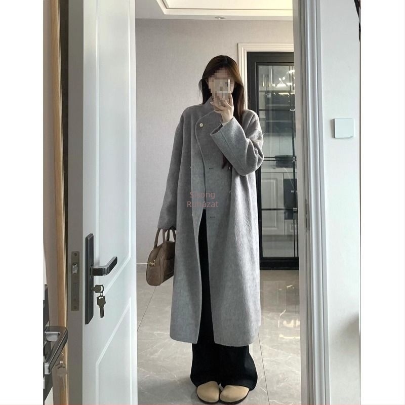 Női rövid chenille kabát, karcsú szabású, Fél-turtleneck gallér, spandex tartalom <30%, hossz 40–50 cm