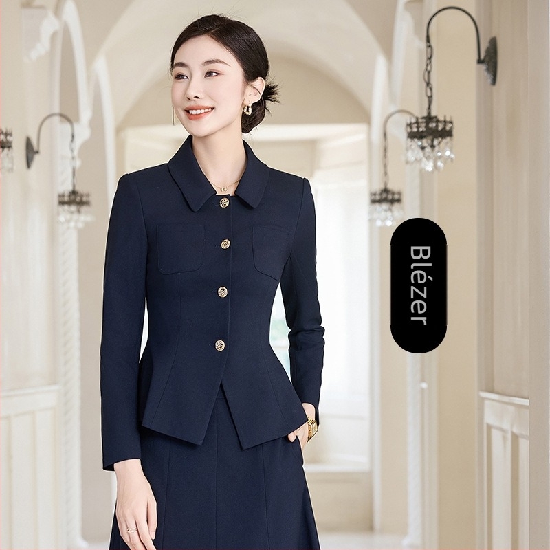 Női professzionális, két darabos öltöny interjúra az oktatásban – karcsú fazonú ruha és blézer, poliészter-kombináció, hosszú szoknya, hosszú ujjak