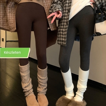 Melegítő leggings fleece béléssel, vastag anyagú, csőmagasság kilenc pont, részben tekeredett lábfejek