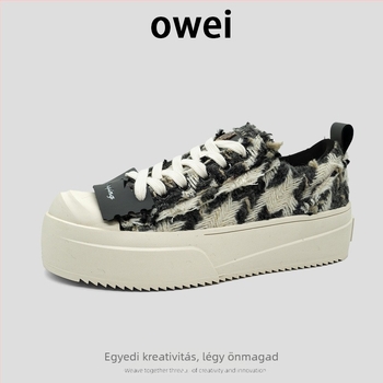 Uniszex vászon sneaker, kerek orr, alacsony szárú, ötvözött talp, 3–5 cm sarok, Yichu