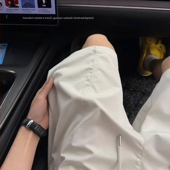 Férfi sportshortok capri hosszban, 90% poliészter, elasztikus, nyár 2025