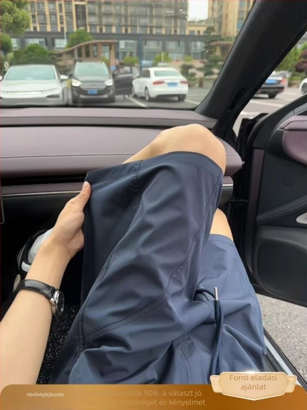 Férfi sportshortok capri hosszban, 90% poliészter, elasztikus, nyár 2025