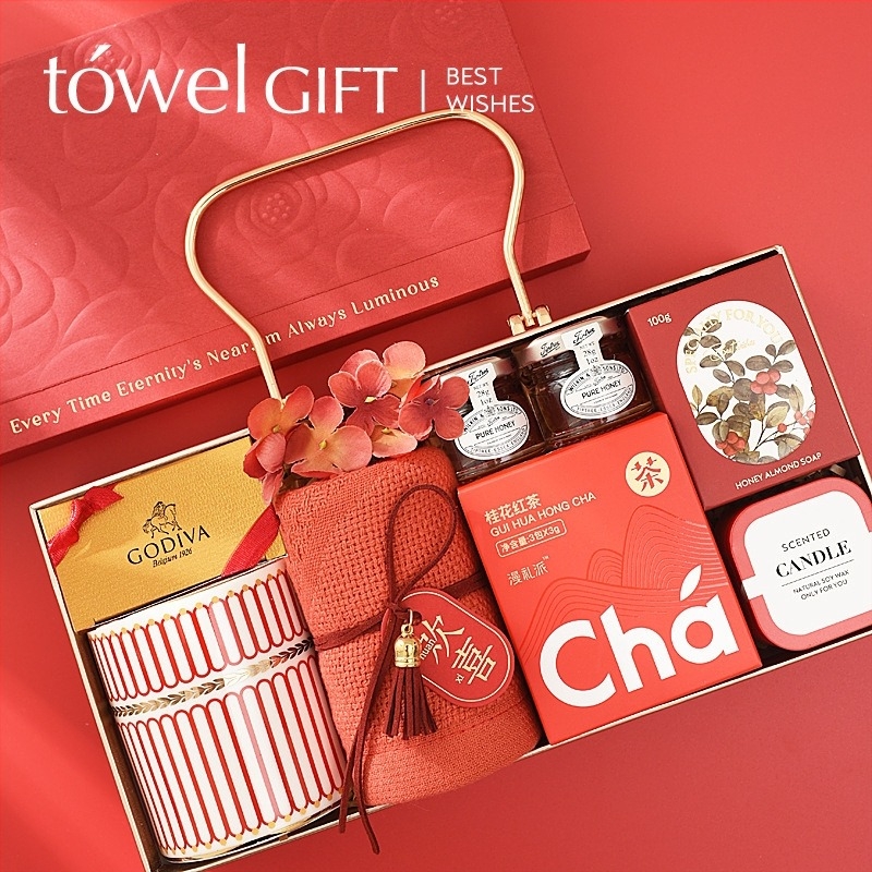 Manlipai pamut ajándék törölköző esküvőre, csomagolva