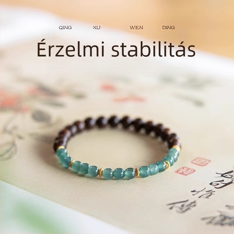 Sztár-stílusú karkötő: természetes kék víz jáde és illatos fa karkötő nőknek — ajándék