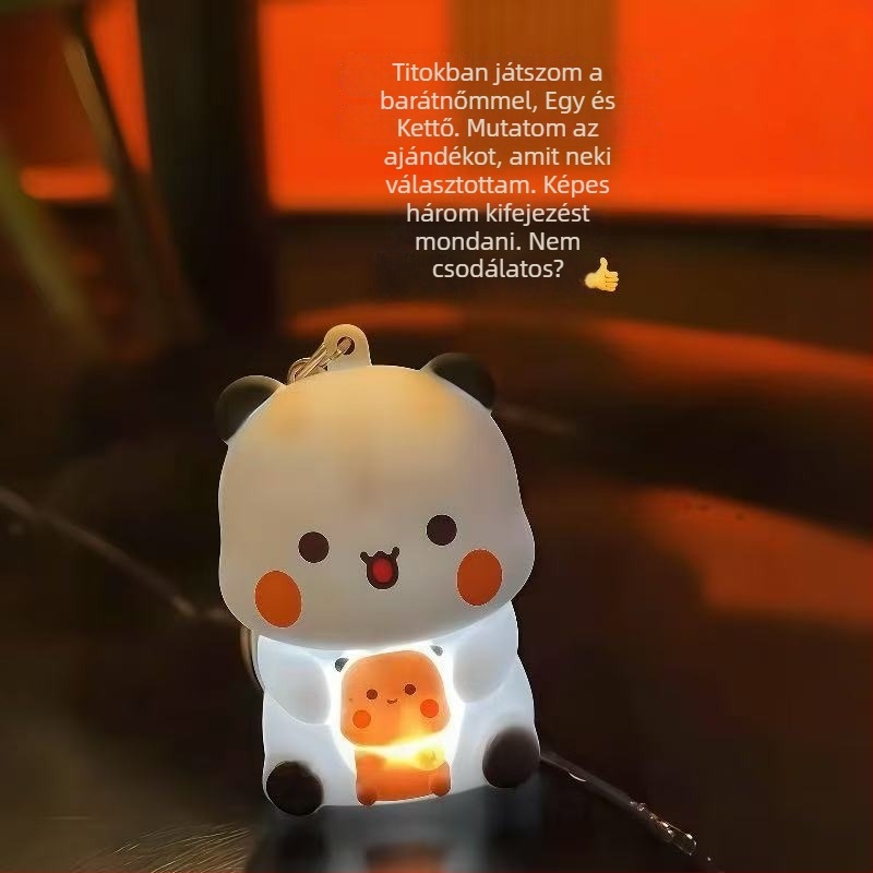 Fénylő kulcstartó hátizsákkal, aranyos műanyag beszélő baba játéka „Szeretlek” üzenetekkel és három hangüzenettel (14+ játék).