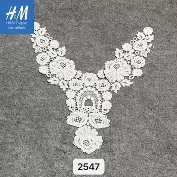 DIY gallér vízben oldódó hímzett csipkéből – lyukasztott mintázatú, ruhákhoz való sokoldalú gallér
