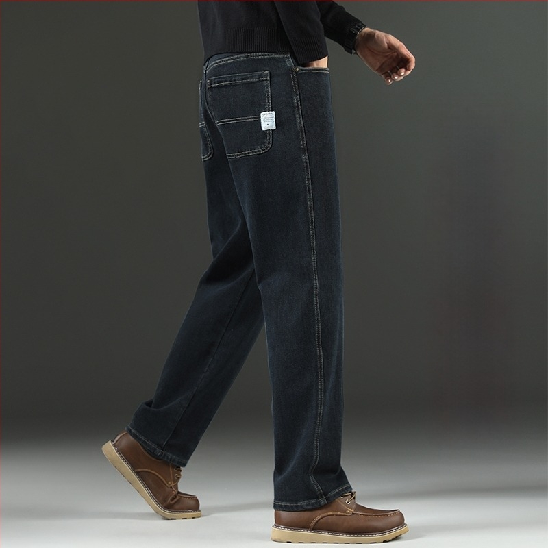 Férfi denim nadrág egyenes, lazán illeszkedő fazon, fleece-sel bélelt, pamut denim anyagból, ősz 2025