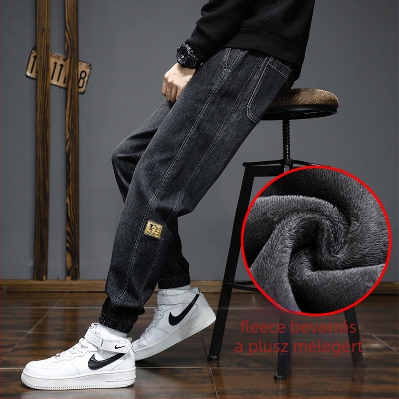 Férfi denim nadrág fleece-beléssel, lazított fazon, középmagas derék, kötős zárás, kőmosott
