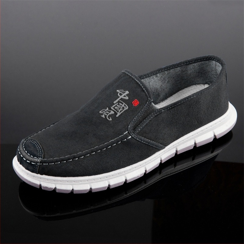 Férfi vászon slip-on sportcipő, kerek orr, alacsony felső rész, sík talp, injektált talp, textil belső