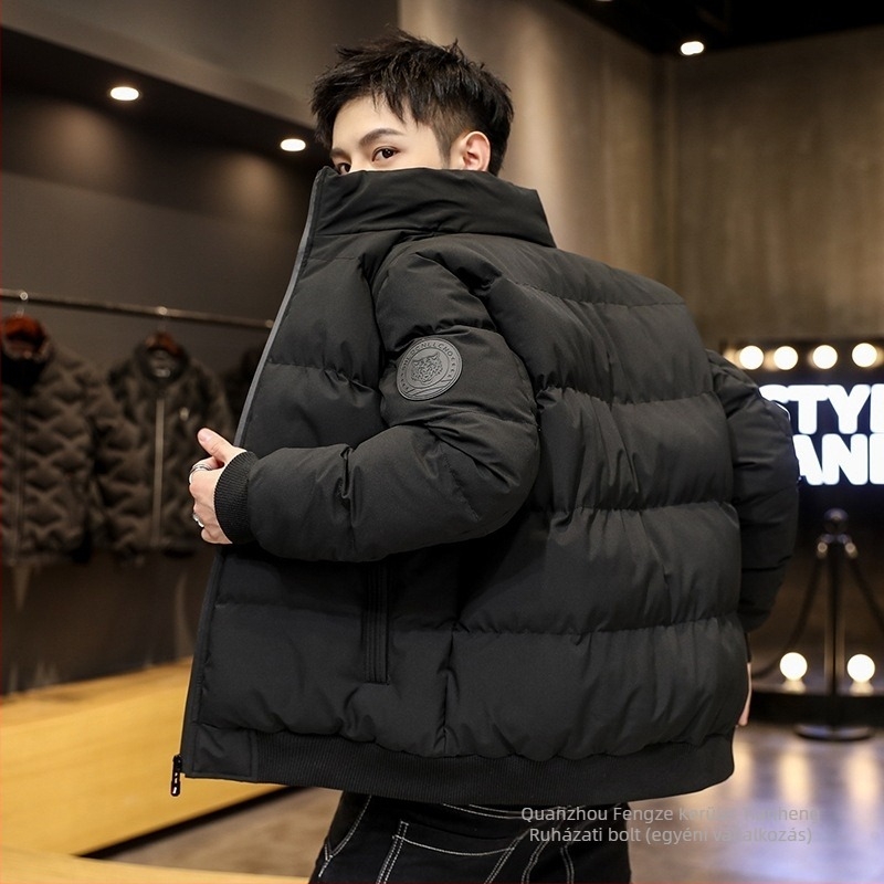 Férfi téli pamut-töltött dzseki, vastag szigeteléssel, cipzáras zárás, áll gallér, külső anyag poliészter, bélés poliészter, töltőanyag pamut