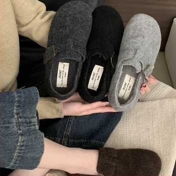 Női slip-on cipő vastag talppal, belső műszőrme, PU felsőrész, gumírozott talp, kerek orr