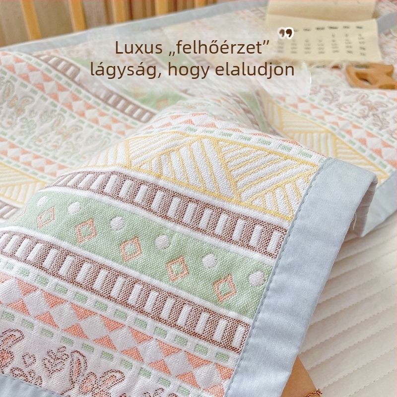 Baba nyári hűsítő matrac pamut-gézzel, puha, izzadtságot felszívó és lélegző. 0–12 hónapos korosztálynak.