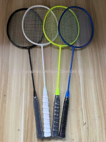 Bádminton ütő, keret alumíniumötvözet, 4U, fogantyú G4, szálas selyem húrok