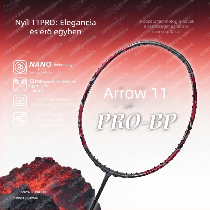 Tollaslabdaütő karbon rostból készült kerettel, nylon húrok, belső hab, súly 80–84 g, markolat vastagsága G5