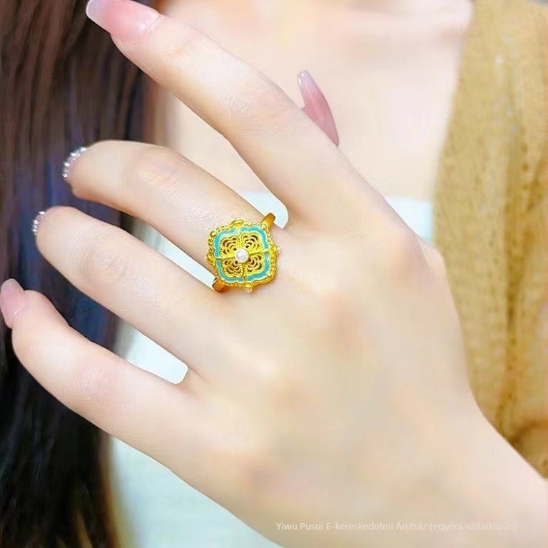 Aranyozott réz geometriai medálos nyaklánc Chopard-stílusú lánccal nőknek, súly körülbelül 20 g