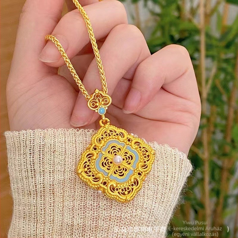 Aranyozott réz geometriai medálos nyaklánc Chopard-stílusú lánccal nőknek, súly körülbelül 20 g