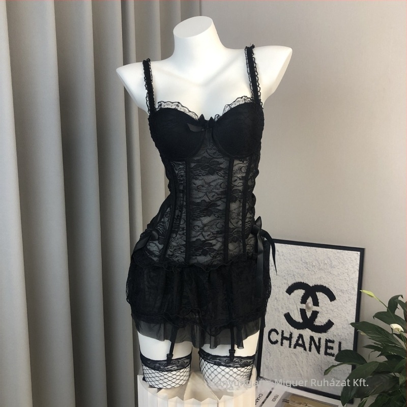 Csipkés áttetsző camisole szett merevítő párnákkal, hálós anyagú, szolgálói egyenruha