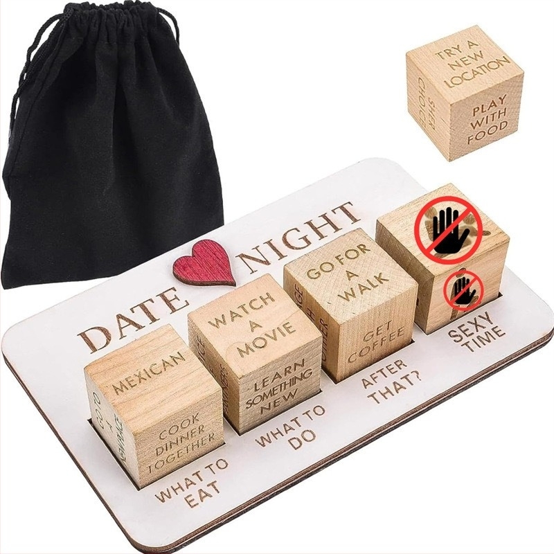 Fából készült randevú-est dobókockák pároknak, Date Night Dice, 14+