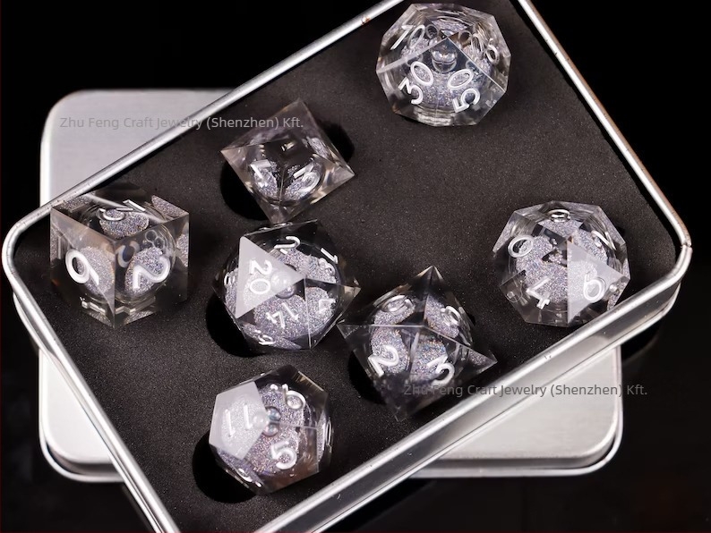 D&D kocka készlet epoxigyantából, 20 oldalú, derékszög stílus, 100 darab