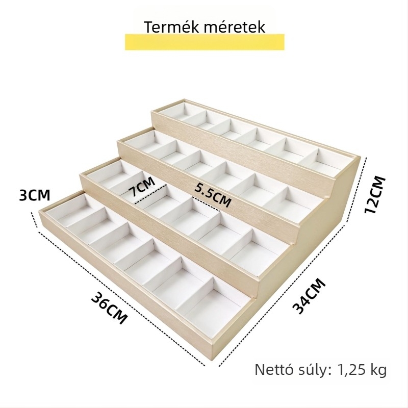 Négy rétegű trapéz alakú ékszerkiállító tálca, MDF kiváló minőségű bőrfelülettel, fa burkolattal, kézzel készített.