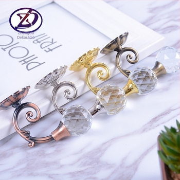 Függönyhorgok, Rattan Round Head Crystal Hook modell, Zn ötvözet anyag, világos luxus stílus, alkalmas függönyökhöz