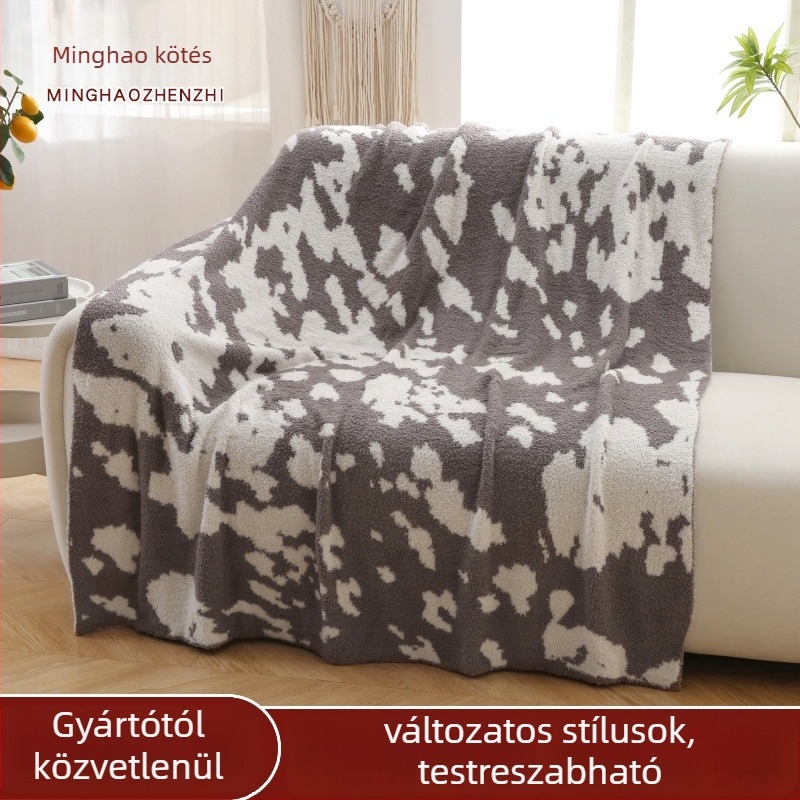 Bambusz rostból készült pléd geometriás Jacquard mintával, poliészter anyag, súly 0.55-1.0 kg, tavasz–őszre ideális