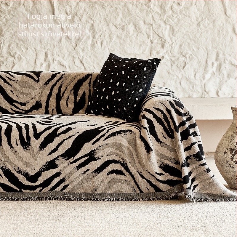 Chenille kanapéhuzat retro stílusú zebra mintával — univerzális minden évszakhoz, teljes lefedés