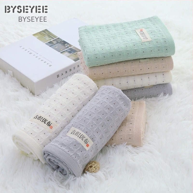 Baba- és gyerekeknek szánt pamut honeycomb négyszögletes törölköző, 99% pamut, combed yarn, 45 g, hímzett él
