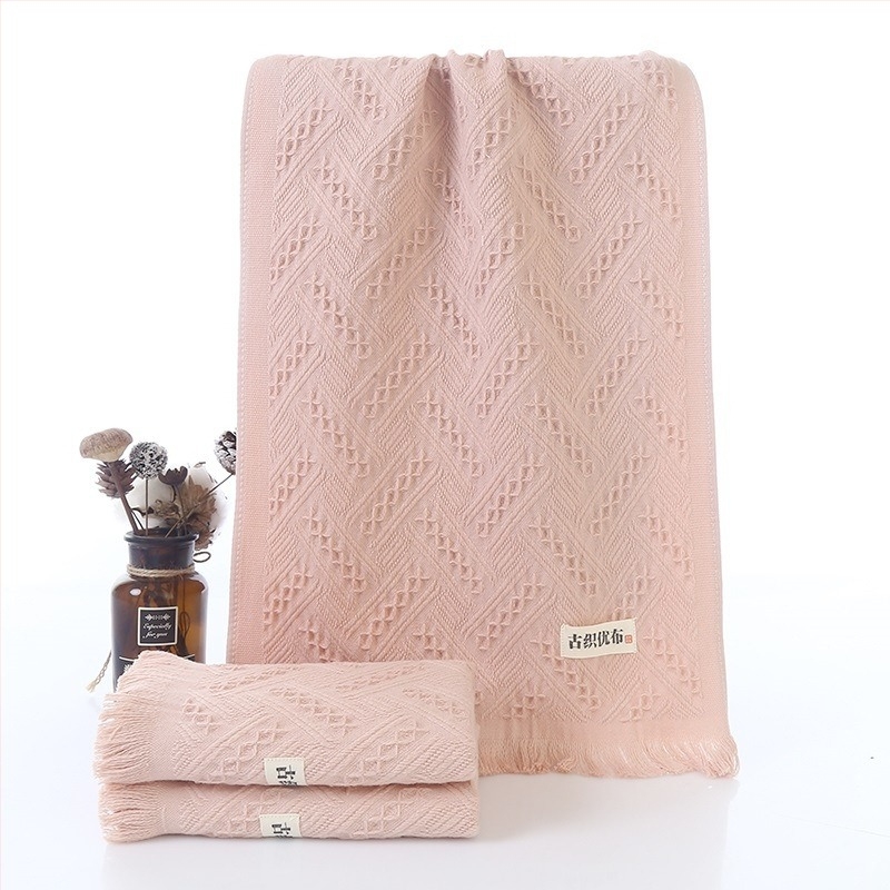 100% pamut jacquard bojtos arc törölköző, 32S szál, végigvarrt, 50–80 g, 99% pamut