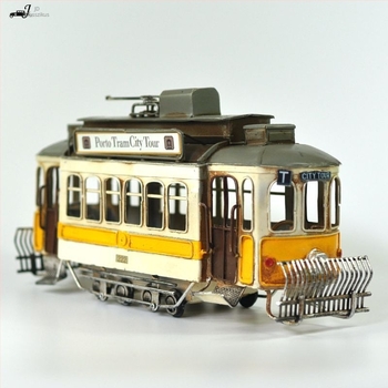 Retro vasból készült villamos modell, otthoni dekorációhoz, bár- és étterem-kávézó dekorációhoz