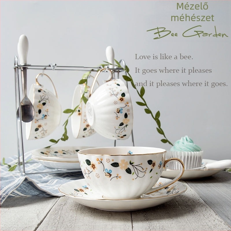 Pastorális stílusú kerámia kávéscsésze és alátét készlet; Márka: Deli Ceramics; Tömeg kevesebb mint 0,5 kg; Csomagolás: ajándékdoboz