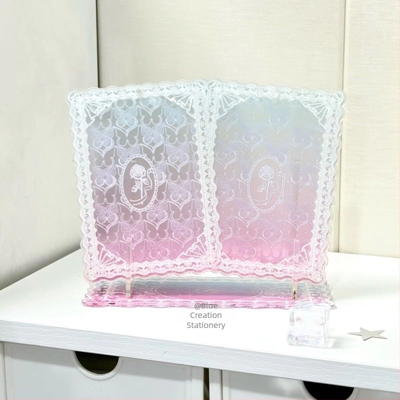 Akril Polaroid asztali fotókeret pillangó- és virág motívummal, 0,5 cm vastagság